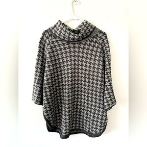 LOFT Sweater Gray Black Chevron Houndstooth Cowl Neck Poncho Sweater Size XS S